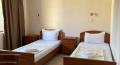 double room with 2single beds_1